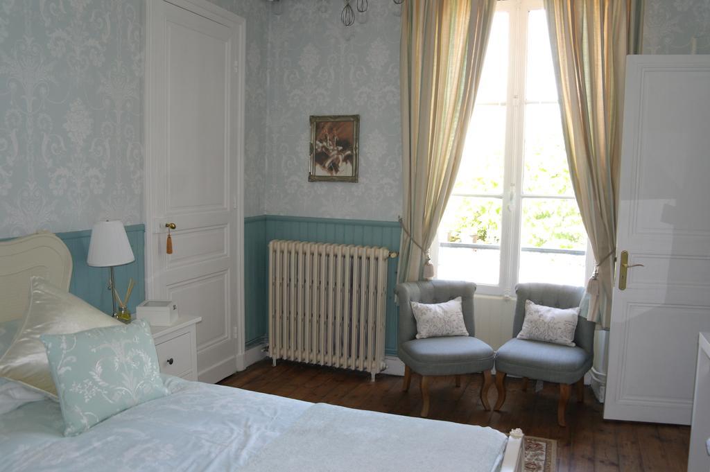 Bed and Breakfast Le Chalet De Luxe Saint-Severin Экстерьер фото