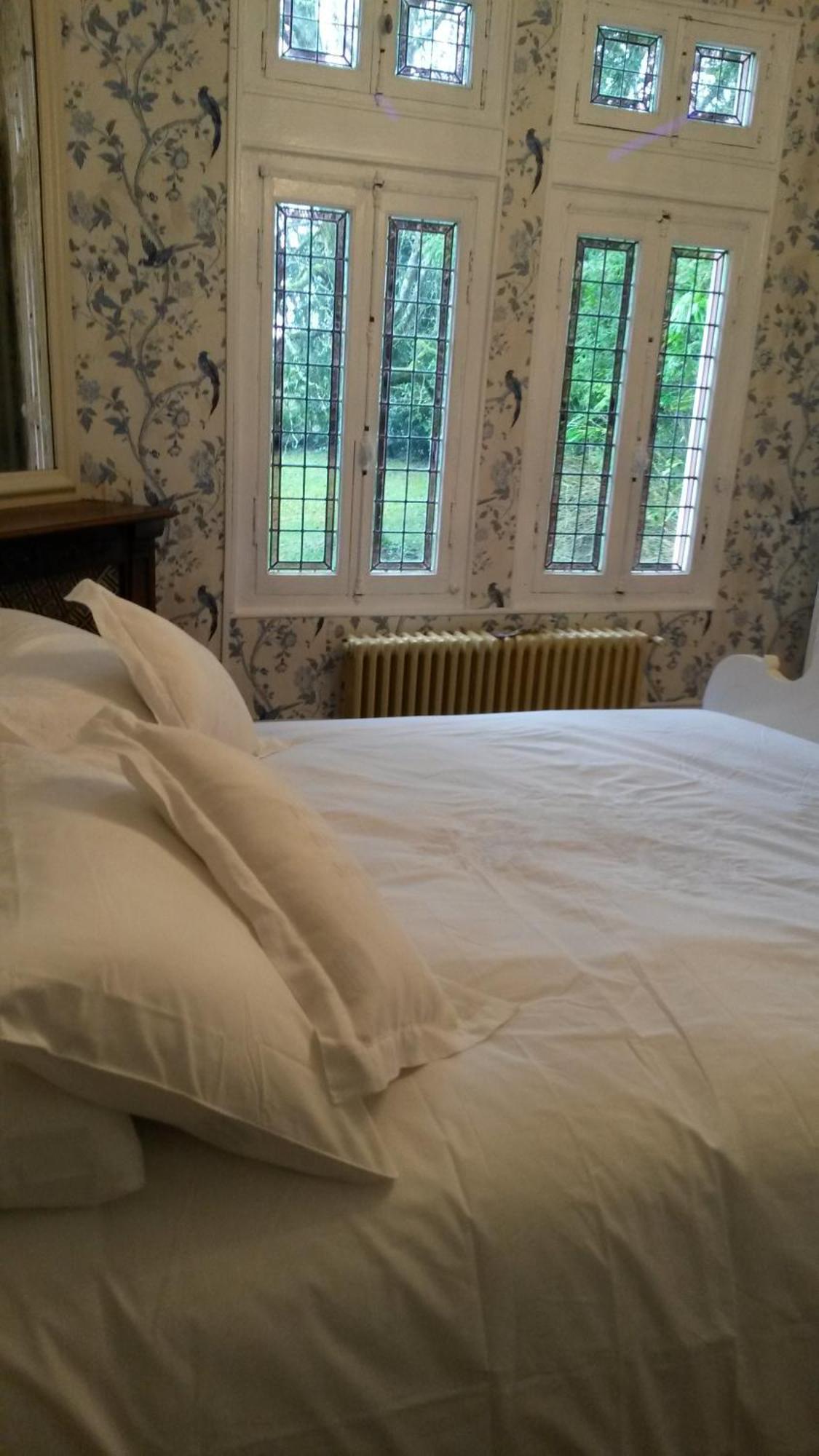 Bed and Breakfast Le Chalet De Luxe Saint-Severin Экстерьер фото
