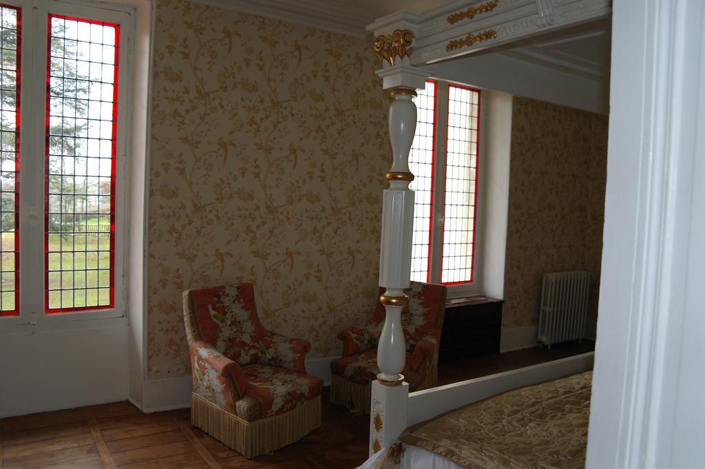 Bed and Breakfast Le Chalet De Luxe Saint-Severin Номер фото