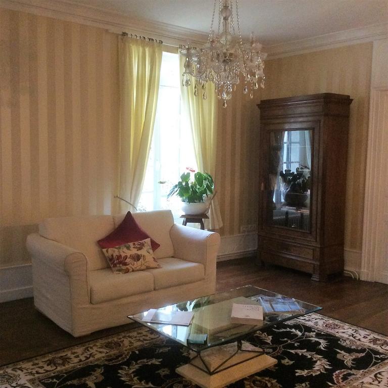 Bed and Breakfast Le Chalet De Luxe Saint-Severin Экстерьер фото